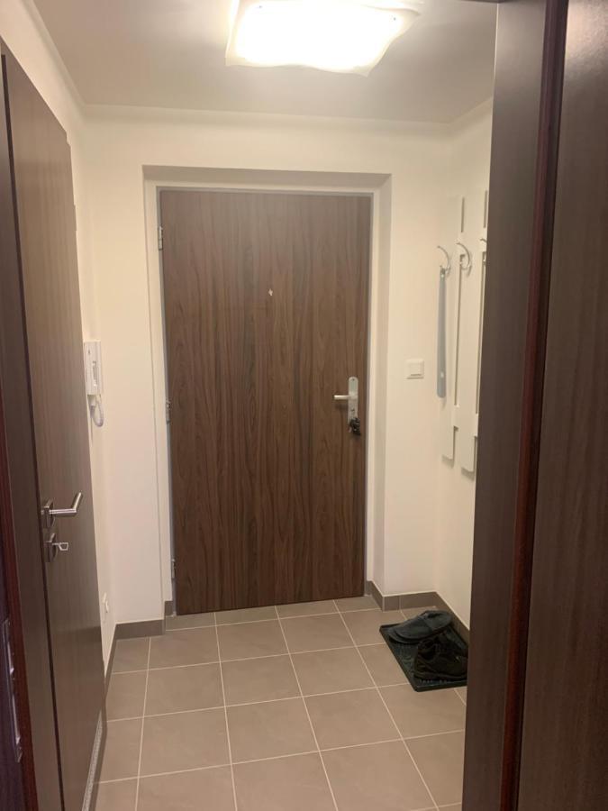 Modern Apartment In The City Center Пльзень Экстерьер фото